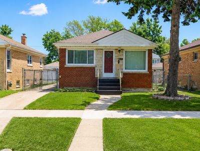 1039 Eastern Ave