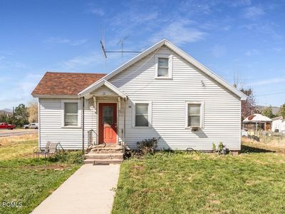 96 S Main St