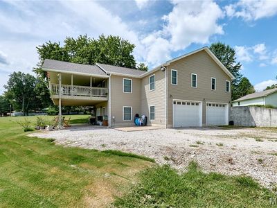 55 Lakeview Cir
