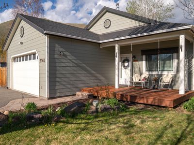 3360 Flowing Wells Dr