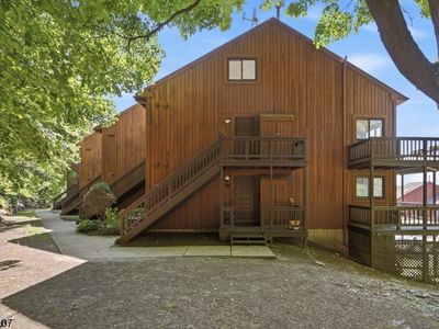 6 Brandywine Ct BLDG 6 #2