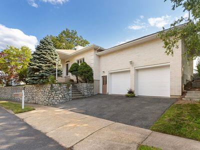 66 Nells Pond Rd