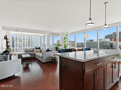 1 Broad St Unit 14G