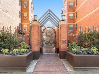 1500 SW Park Ave APT 429