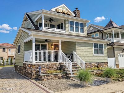 8 New Brunswick Avenue