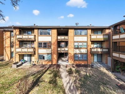 3 Fairways Cir APT J