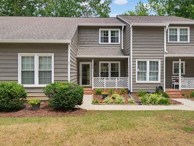 126 Lake Hollow Cir