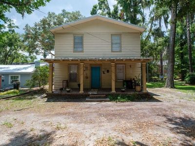 120 NW 9th St