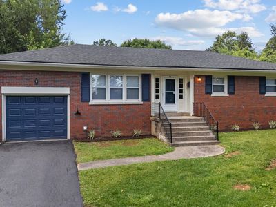 111 Pinehurst Dr
