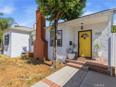 13329 Erwin St
