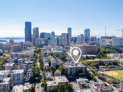 412 11th Avenue #306