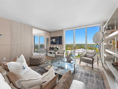 10275 Collins Ave APT 823