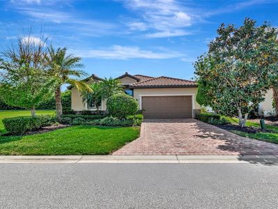 157 Wandering Wetlands Cir