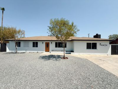 4424 W FLOWER Street