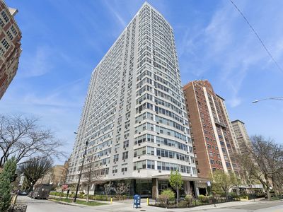 3900 N Lake Shore Dr APT 9B