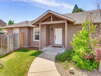 1003 Grandview Ave