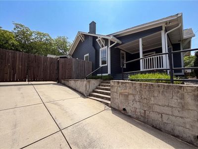 122 Moreland Ave SE