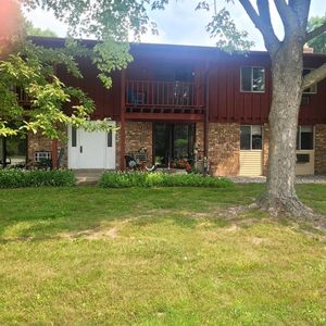 3180 JUSTIN COURT #6