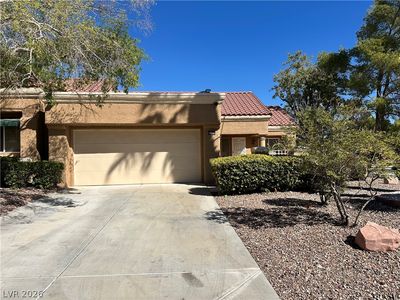8700 Shorecliff Dr