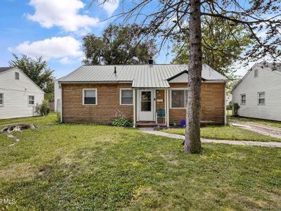 415 Mayfair Blvd