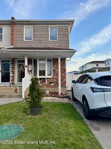 28 Cheryl Ave