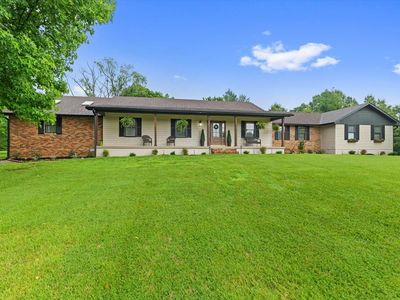 1090 Daybreak Dr