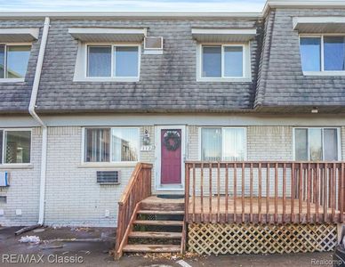 112 Ladd Rd