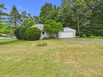 1636 Larchmont Rd