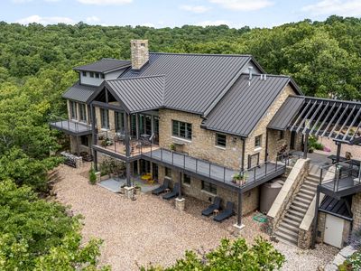 124 Rocky Hill Dr