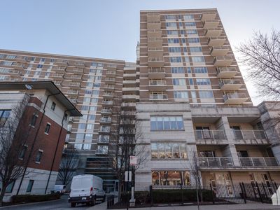 1515 S Prairie Ave UNIT 1118