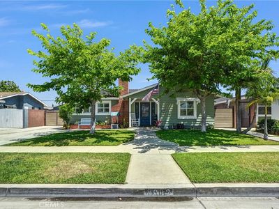 8082 San Hacienda Cir