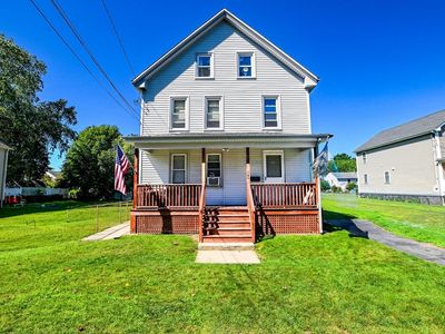 24 Atlas St