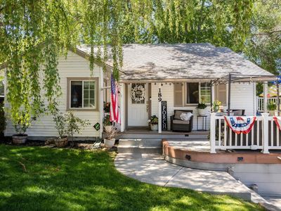 189 S 1st Ave W
