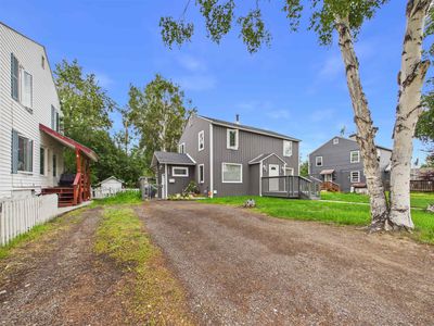 1220 9th Ave