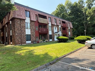 95 Woodsedge Drive #1B
