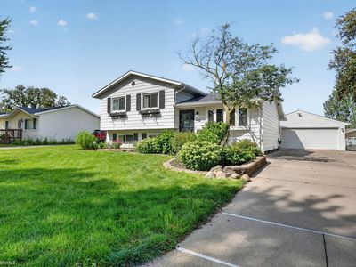 1921 Carriage Hill Dr
