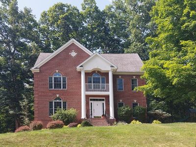 7260 Edgewood Ln