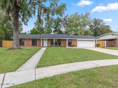 1720 BAY Circle W