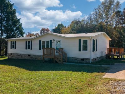 390 River Shoals Ridge Dr