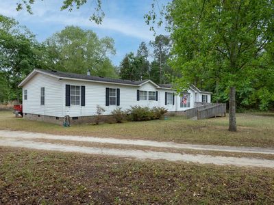 676 Mount Calvary Rd