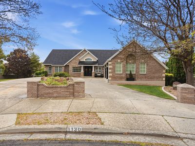 130 E Sunset Cir