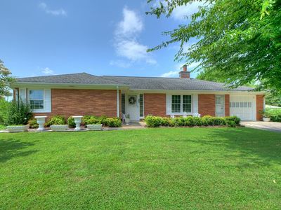 Property at 210 Lavista Dr, Blue Ridge, GA