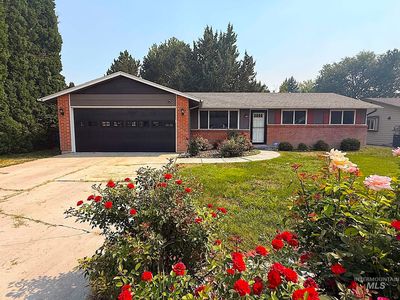 803 Astor Ave