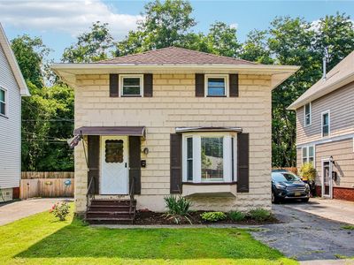 2363 Saint Paul Blvd