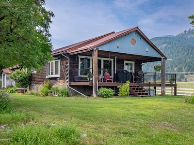 4 Courtier Rd