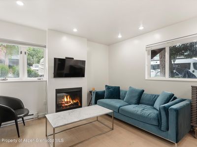 805 E Cooper Ave APT 2