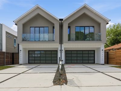 4520 Belmont