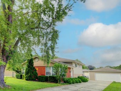513 W Willow Gln