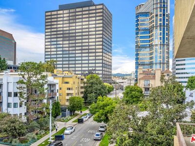 1300 Midvale Ave APT 501