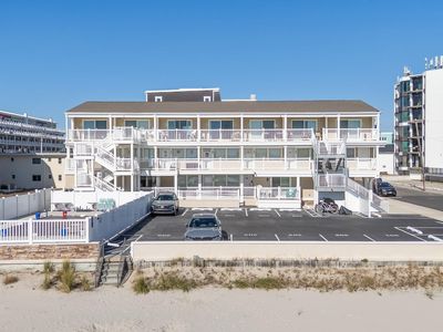 422 E Farragut Rd #304